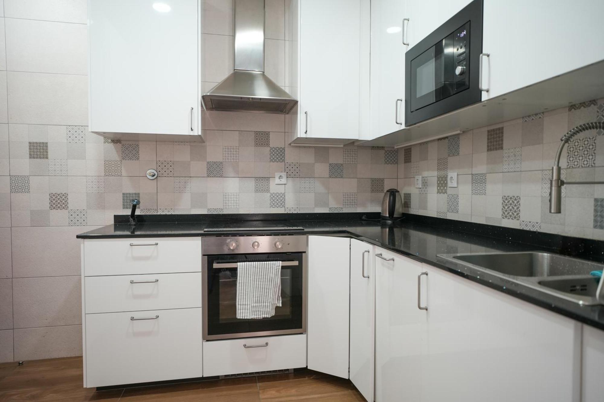 The Cordeiro House - No 67 - 2d - Spacious Three Bedroom