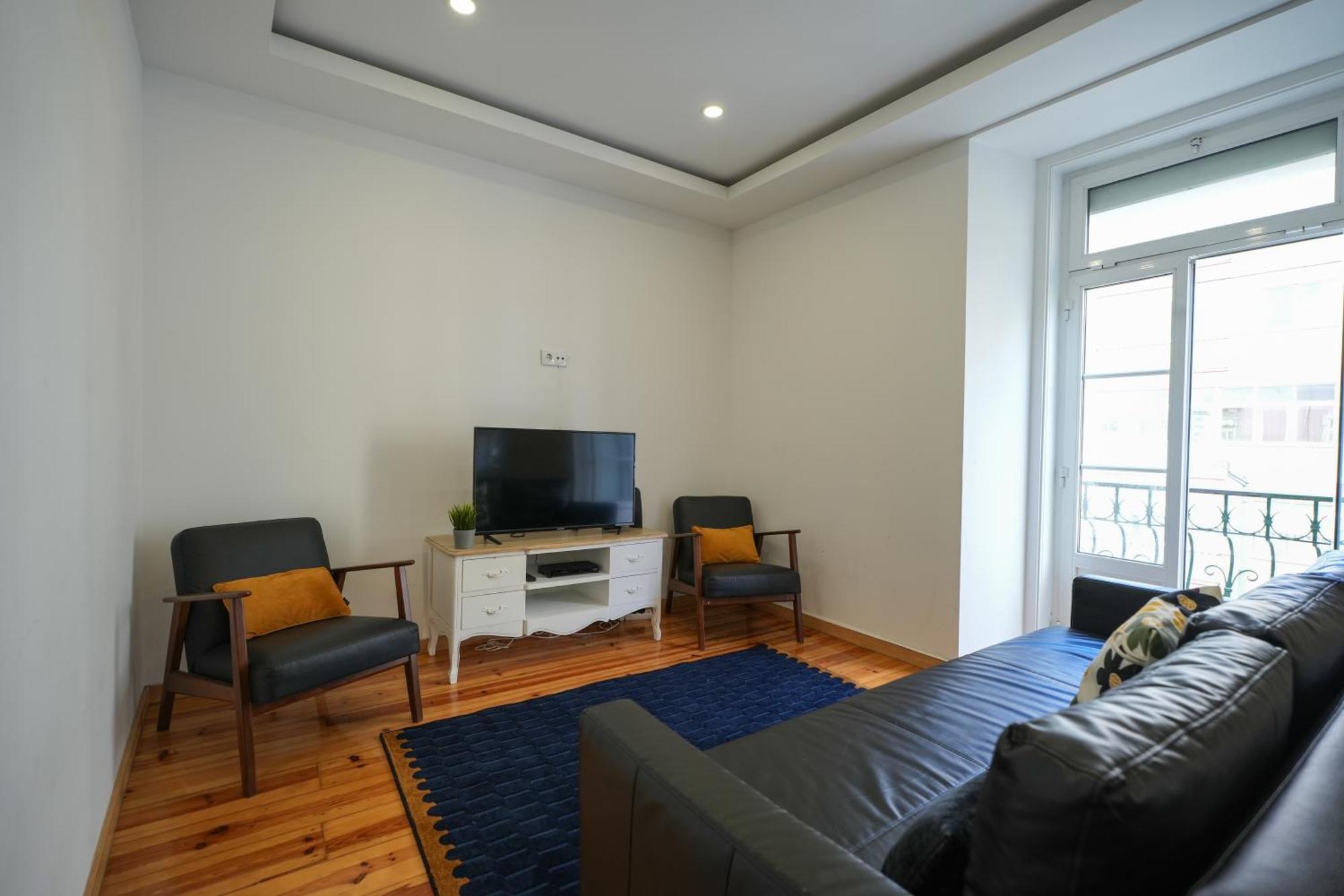 The Cordeiro House - No 67 - 2d - Spacious Three Bedroom * Lisbon